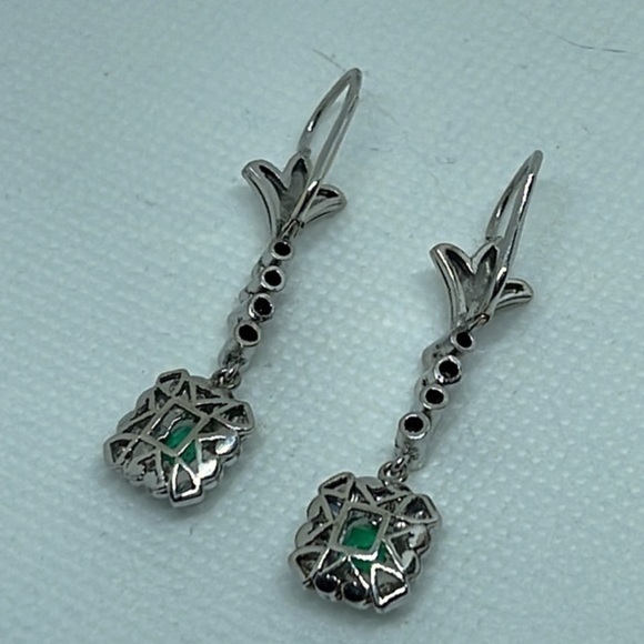 Diamonds real and emeralds 10k real solid‎ gold earrings​ - Picture 8 of 11